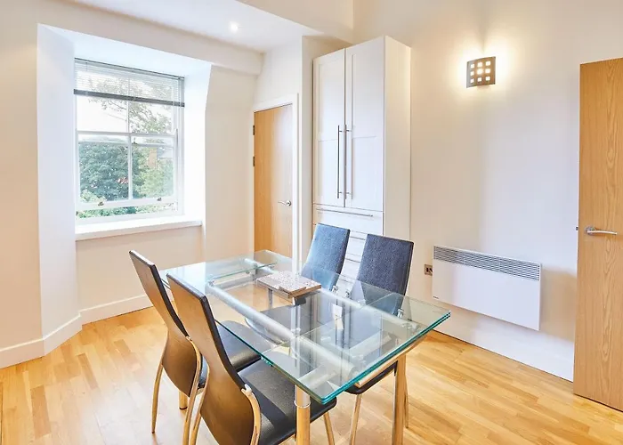 Host & - 15 Easby Hall * Scarborough