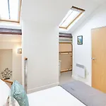 Apartment Host & - 15 Easby Hall Scarborough